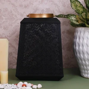 HANDCRAFTED BLACK LANTERN