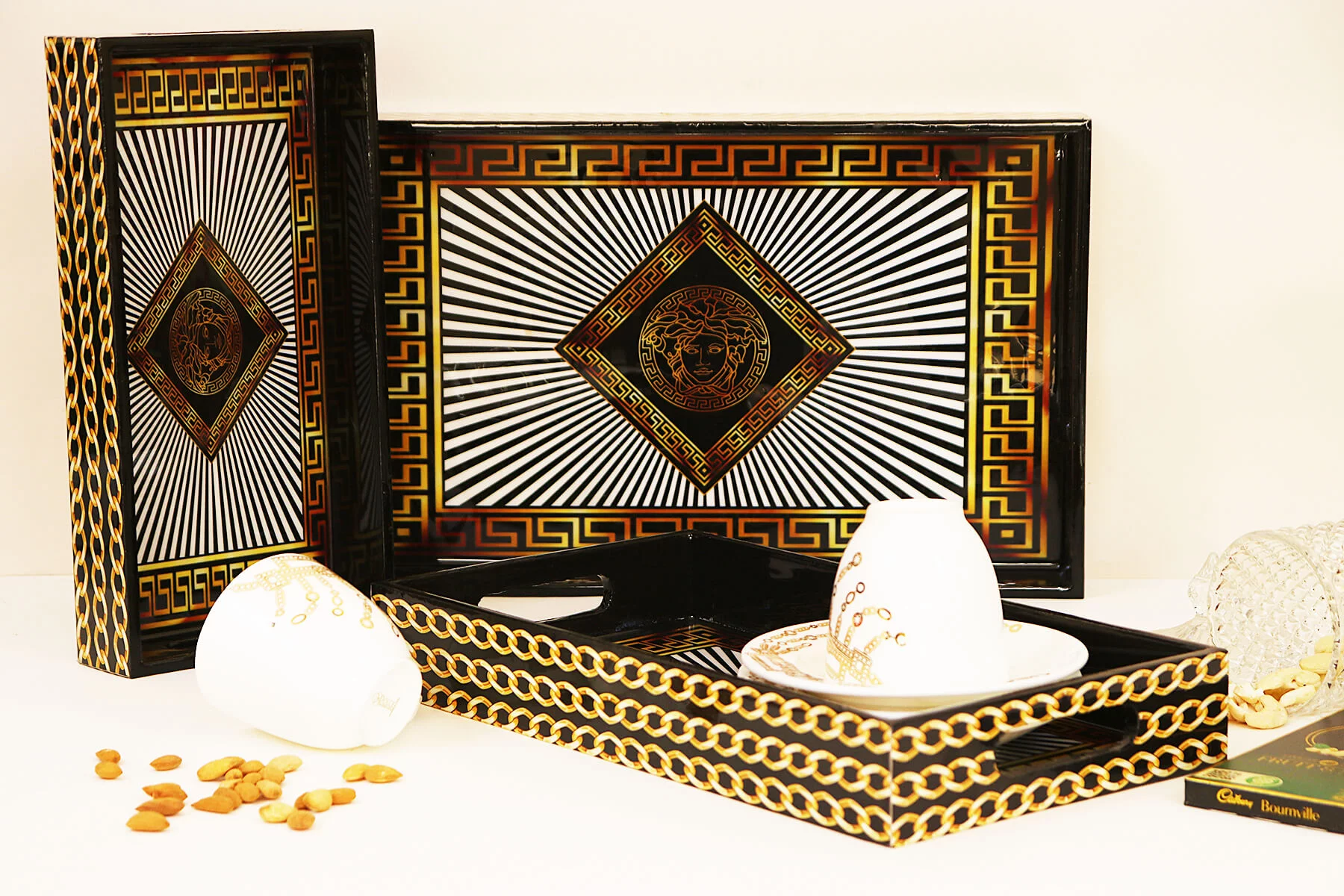 FACE DESIGN SERVING TRAYS SET OF 3